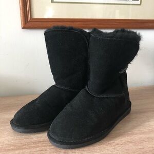 Bearpaw Victorian Black Suede and Sheepskin/wool line Winter boots